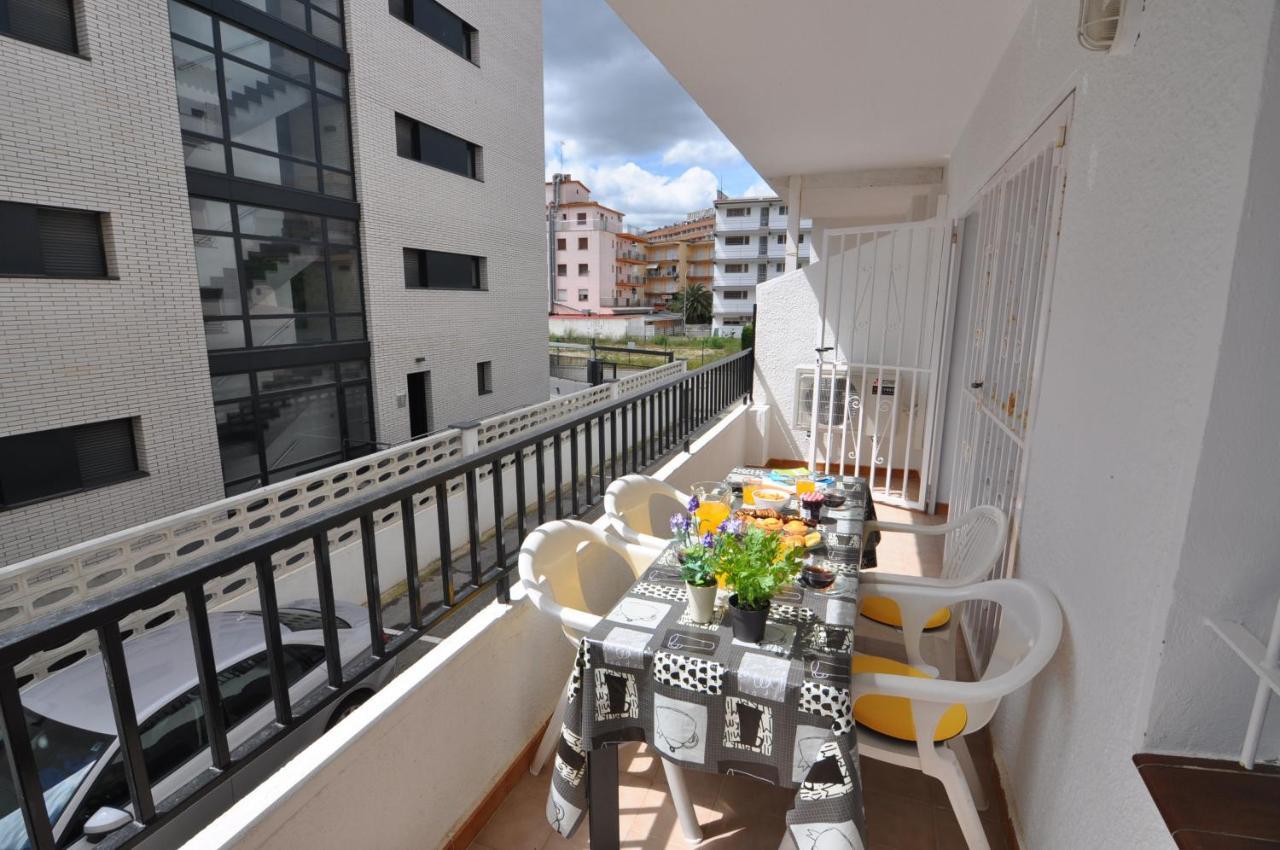 Rnet - Mt Apartaments Roses Kültér fotó